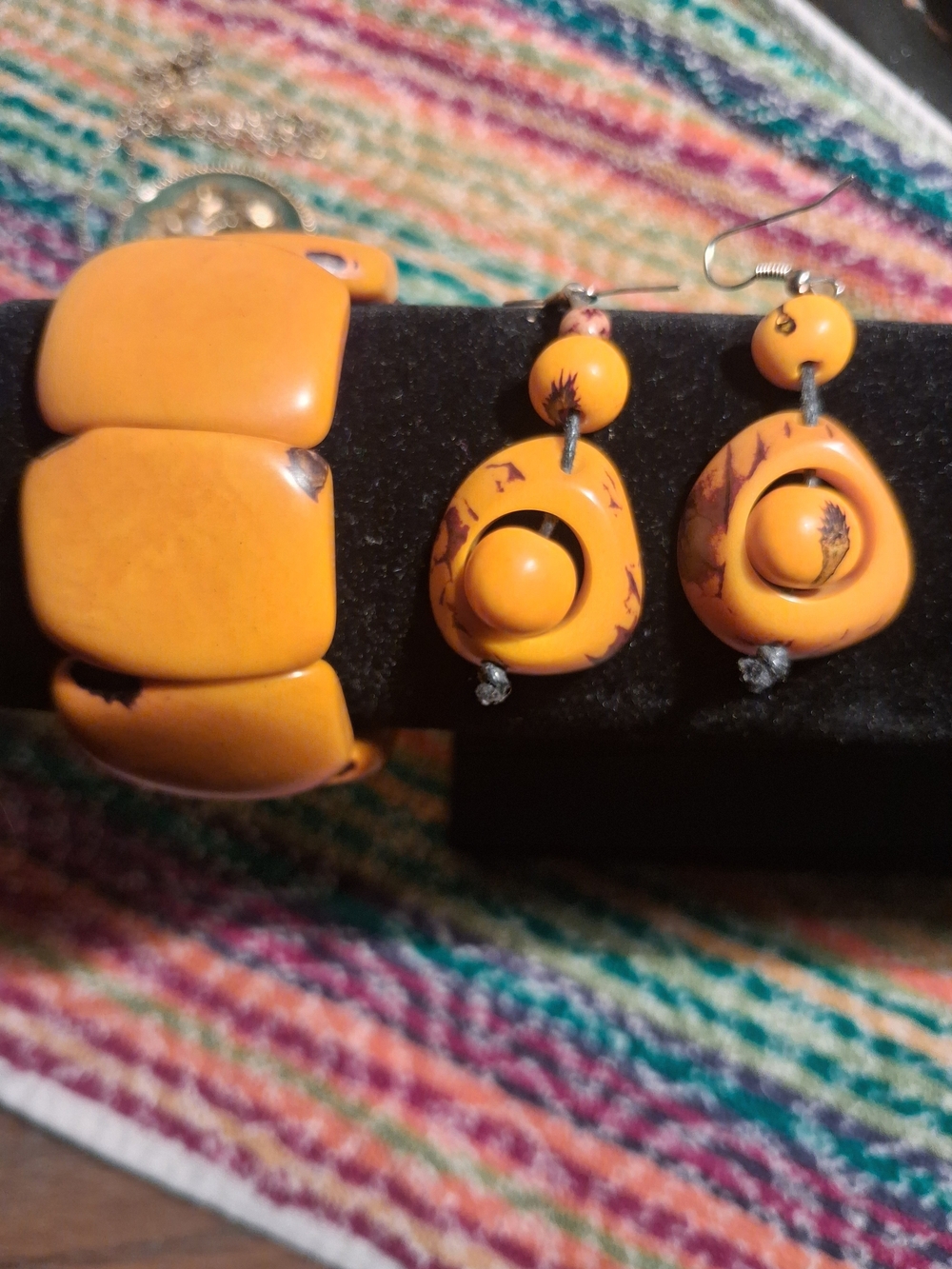 Vintage Tagua Nut Jewelry Set – Chunky Stretch Bracelet & Drop Earrings in Warm